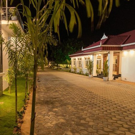 Seven Hills Pamban Island Resort Rāmeswaram Exterior foto